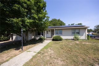 5 West View Avenue, North Providence, RI 02911