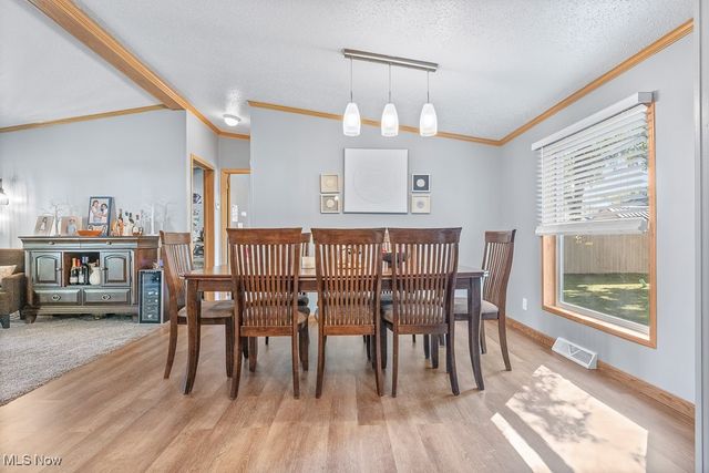 625 W Maryland Avenue, Sebring, OH 44672