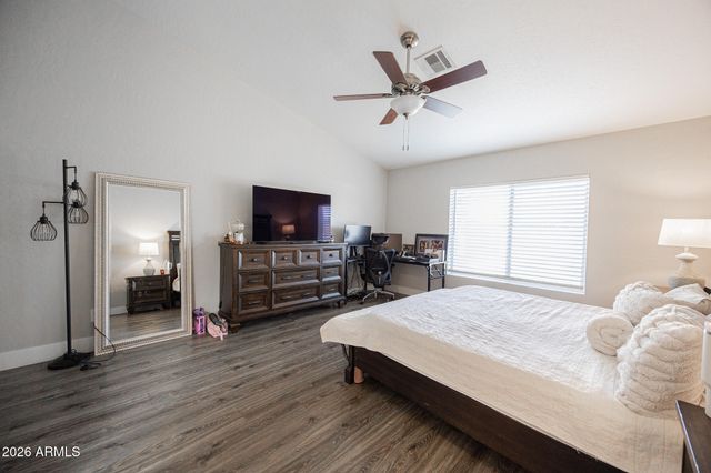 904 S DOLPHIN Drive, Gilbert, AZ 85233