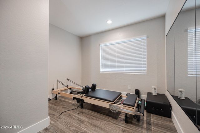 904 S DOLPHIN Drive, Gilbert, AZ 85233