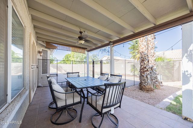 904 S DOLPHIN Drive, Gilbert, AZ 85233