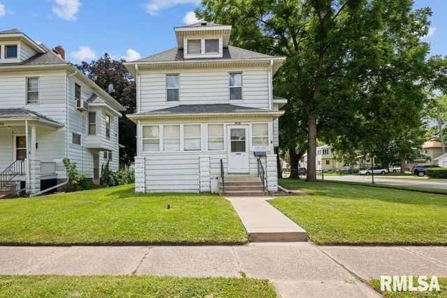 204 15TH Avenue, East Moline, IL 61244