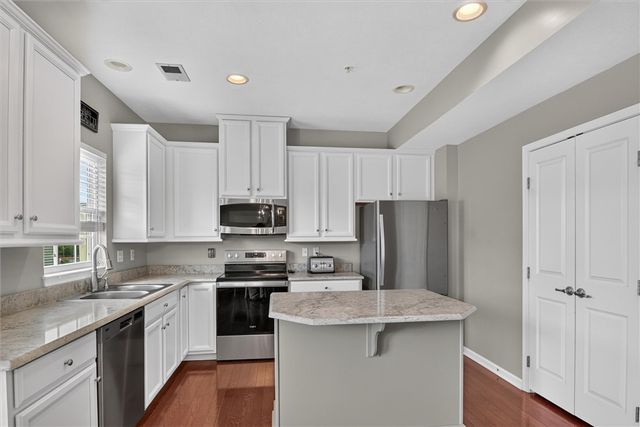 1023 Grey Fox Cir, Collier Twp, PA 15017
