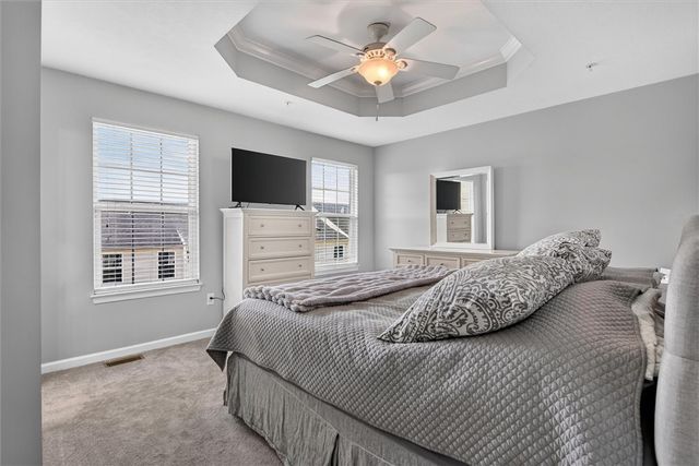 1023 Grey Fox Cir, Collier Twp, PA 15017