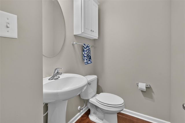 1023 Grey Fox Cir, Collier Twp, PA 15017