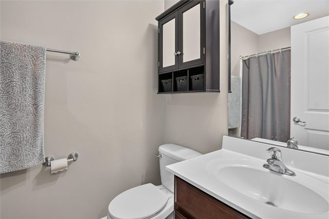 1023 Grey Fox Cir, Collier Twp, PA 15017