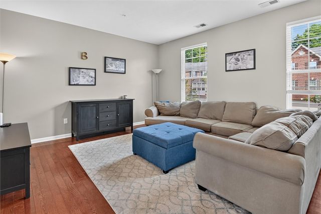 1023 Grey Fox Cir, Collier Twp, PA 15017
