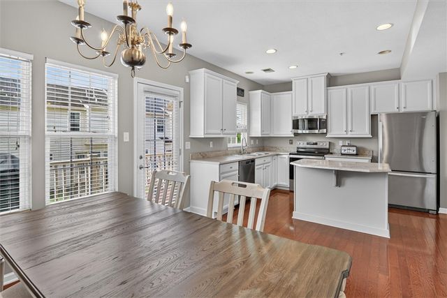 1023 Grey Fox Cir, Collier Twp, PA 15017