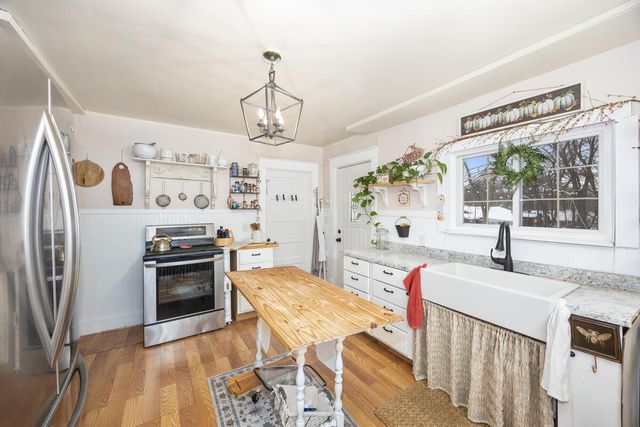 614 W Cass Street, Greenville, MI 48838