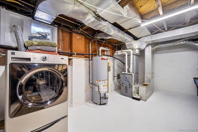 23 Roosevelt Place, Newburgh, NY 12550