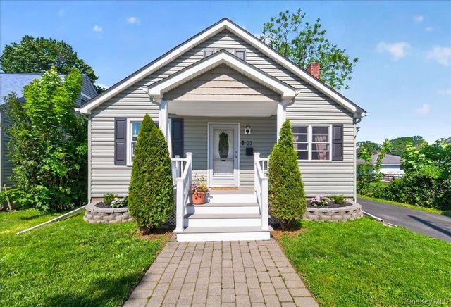 23 Roosevelt Place, Newburgh, NY 12550