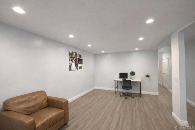 1986 W 9th Street, Brooklyn, NY 11223