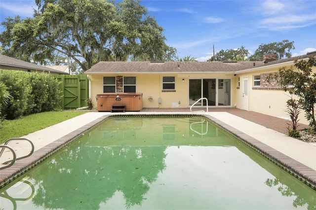 1228 SPRING LAKE DRIVE, Orlando, FL 32804