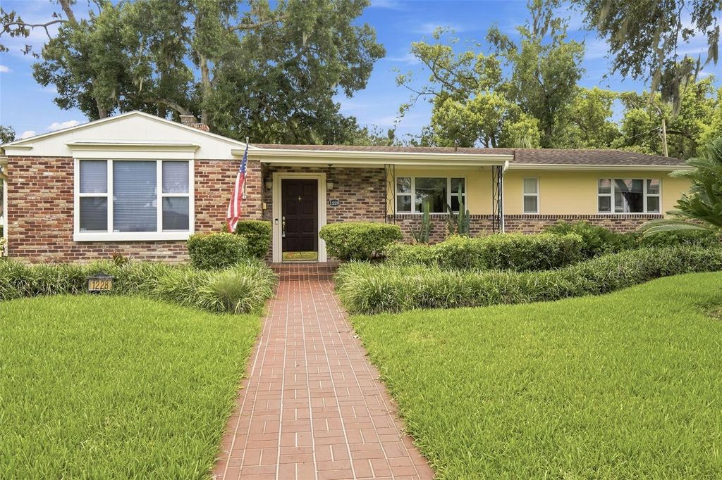1228 SPRING LAKE DRIVE, Orlando, FL 32804