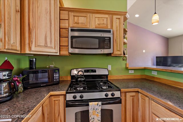 8581 S Yankee Circle, Wasilla, AK 99623