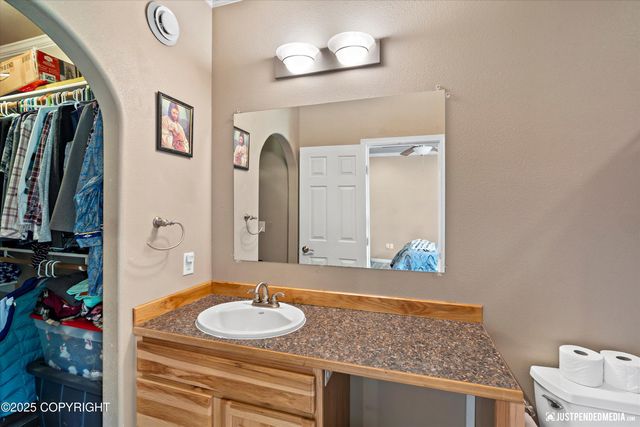 8581 S Yankee Circle, Wasilla, AK 99623