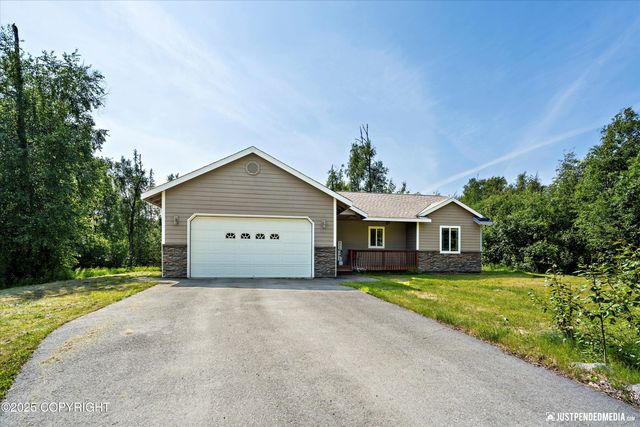 8581 S Yankee Circle, Wasilla, AK 99623