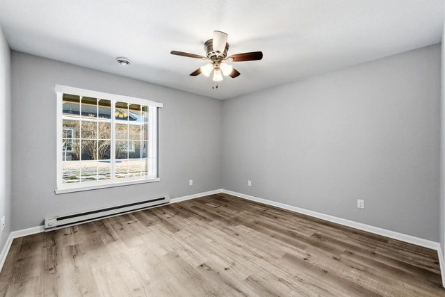 282 Lower Woodford CIRCLE, West Bend, WI 53090