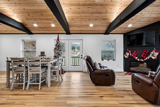 99 Judkins Ln, Hickman, TN 38567