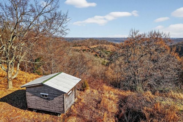 99 Judkins Ln, Hickman, TN 38567