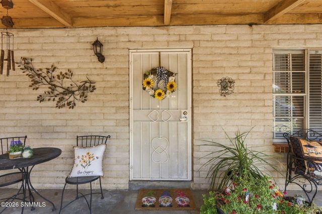 3550 Coral Road 1, Las Cruces, NM 88007