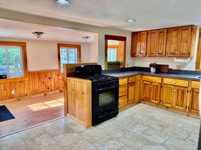 102 Preve Drive, Northwood, NH 03261