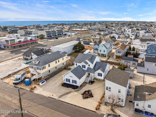 108 W 22nd Street, Ship Bottom, NJ 08008