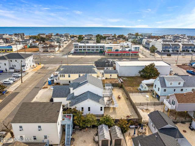 108 W 22nd Street, Ship Bottom, NJ 08008