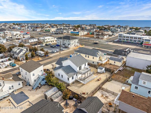 108 W 22nd Street, Ship Bottom, NJ 08008