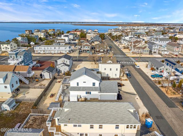 108 W 22nd Street, Ship Bottom, NJ 08008