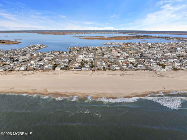 108 W 22nd Street, Ship Bottom, NJ 08008