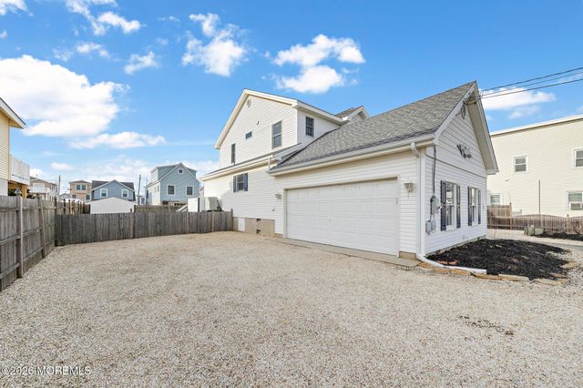 108 W 22nd Street, Ship Bottom, NJ 08008