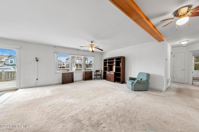 108 W 22nd Street, Ship Bottom, NJ 08008