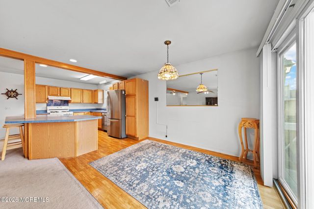 108 W 22nd Street, Ship Bottom, NJ 08008