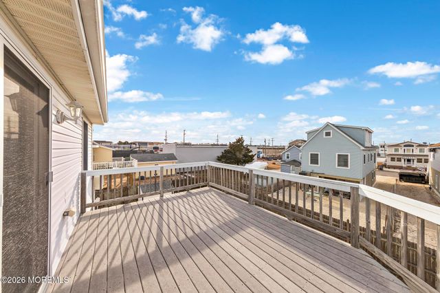 108 W 22nd Street, Ship Bottom, NJ 08008