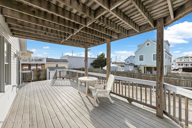 108 W 22nd Street, Ship Bottom, NJ 08008