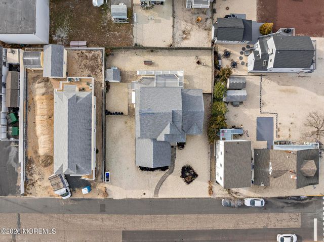 108 W 22nd Street, Ship Bottom, NJ 08008