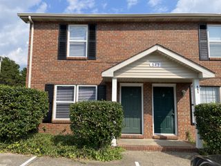 541 Hietts Ln Apt A, Clarksville, TN 37043
