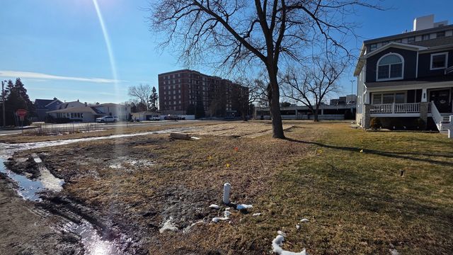 5602 N Fairview Avenue, Norwood Park, IL 60631