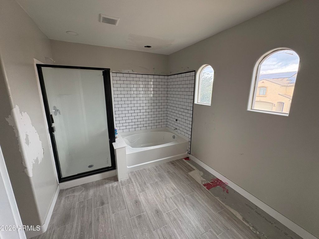 Image 12 of property listing at 951 W ELIZABETH Way, Coolidge, AZ 85128