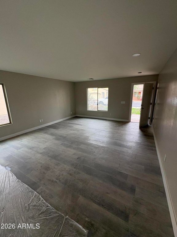 Image 2 of property listing at 951 W ELIZABETH Way, Coolidge, AZ 85128