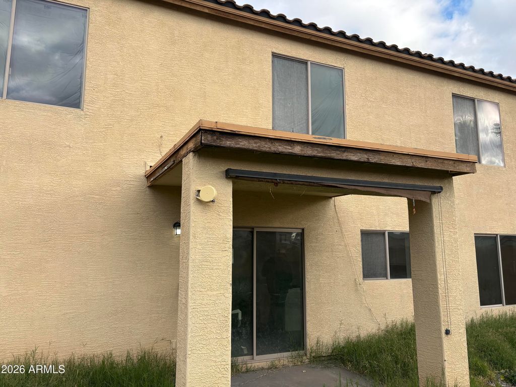 Image 20 of property listing at 951 W ELIZABETH Way, Coolidge, AZ 85128
