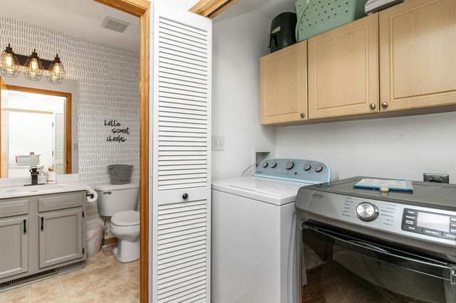 400 SE Westgate Drive, Waukee, IA 50263