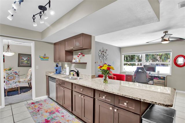 855 FOUNTAINHEAD DRIVE, Largo, FL 33770