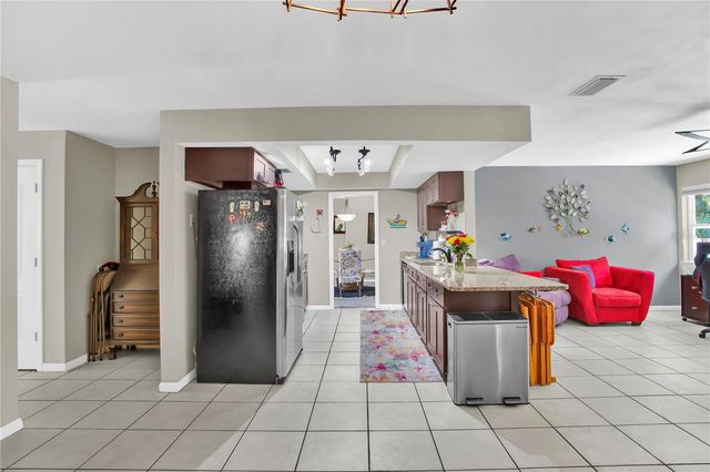 855 FOUNTAINHEAD DRIVE, Largo, FL 33770