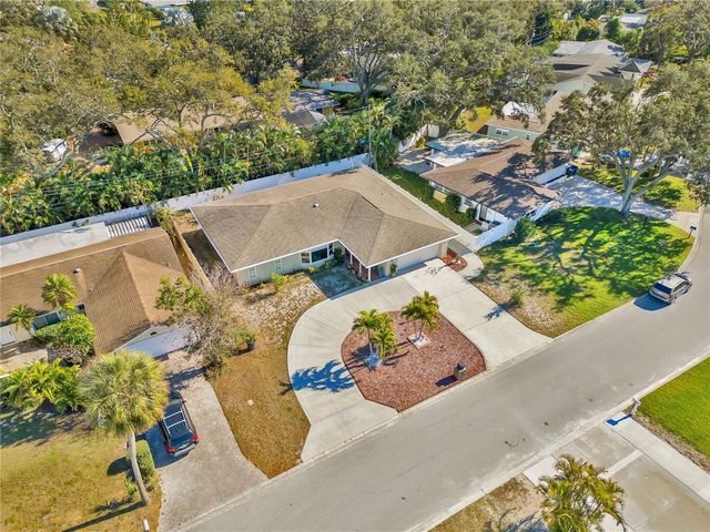 855 FOUNTAINHEAD DRIVE, Largo, FL 33770