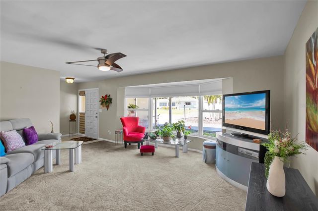 855 FOUNTAINHEAD DRIVE, Largo, FL 33770