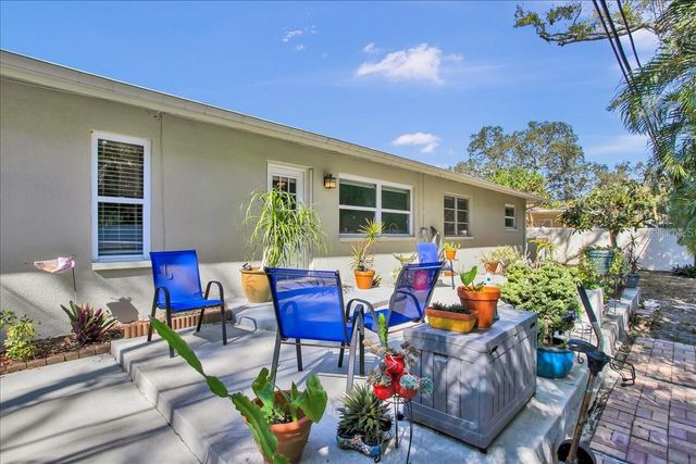 855 FOUNTAINHEAD DRIVE, Largo, FL 33770