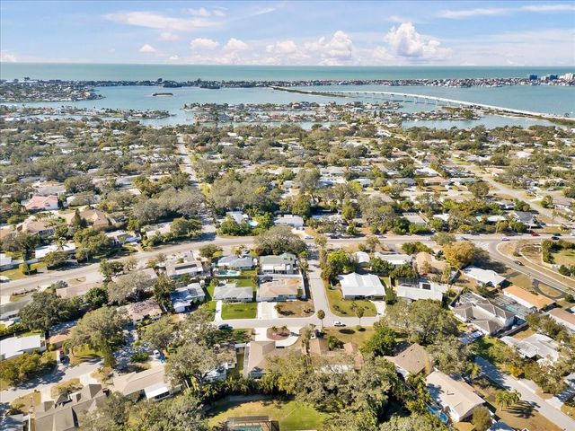 855 FOUNTAINHEAD DRIVE, Largo, FL 33770