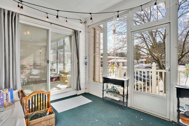 40 Halifax Ct D, Springfield, MA 01108